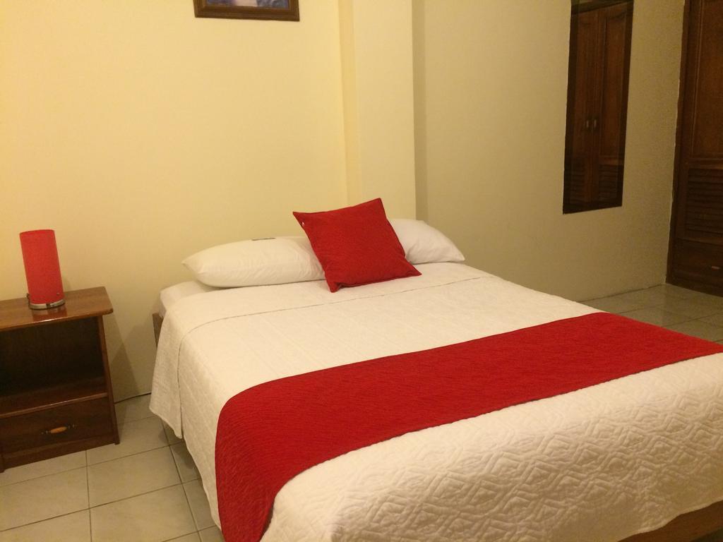 Hotel Red Booby Puerto Ayora  Eksteriør bilde