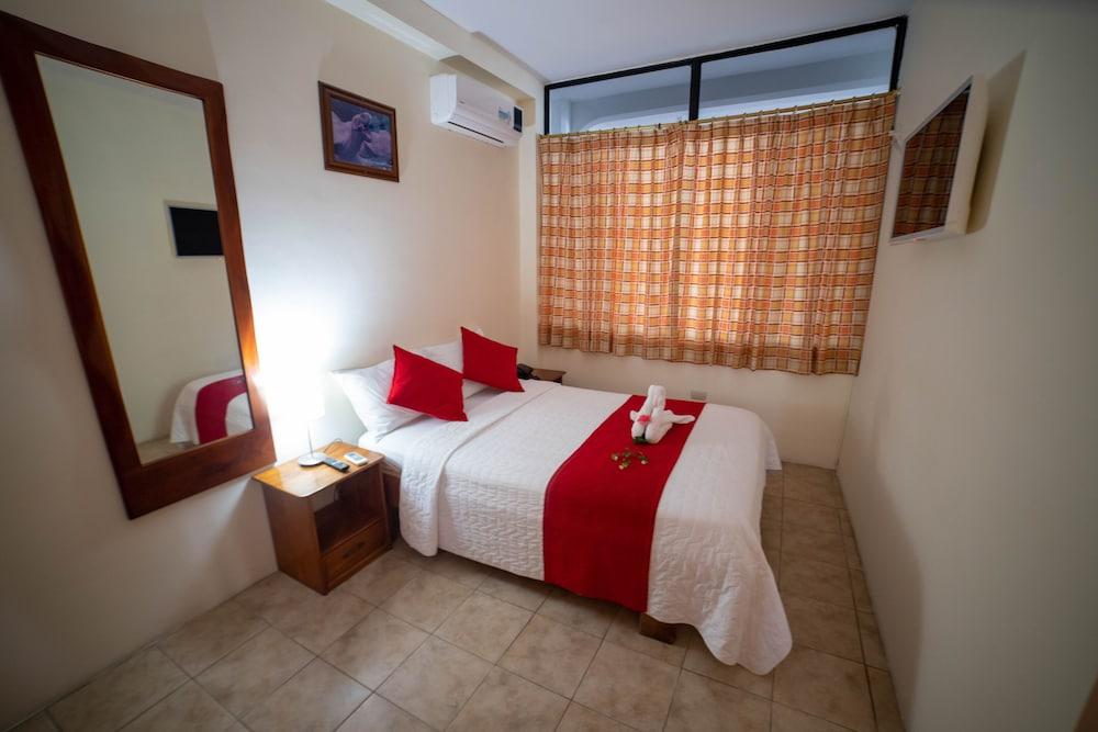 Hotel Red Booby Puerto Ayora  Eksteriør bilde
